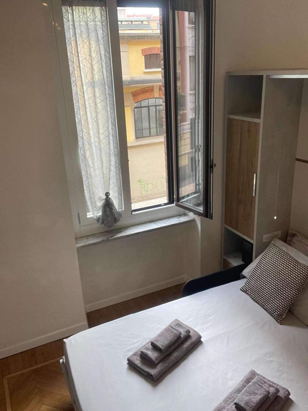 Drooms 4,0 Domotic Smart Self 24H,7 Vicino Treni Porta Susa E Centro Storico Torino Kültér fotó