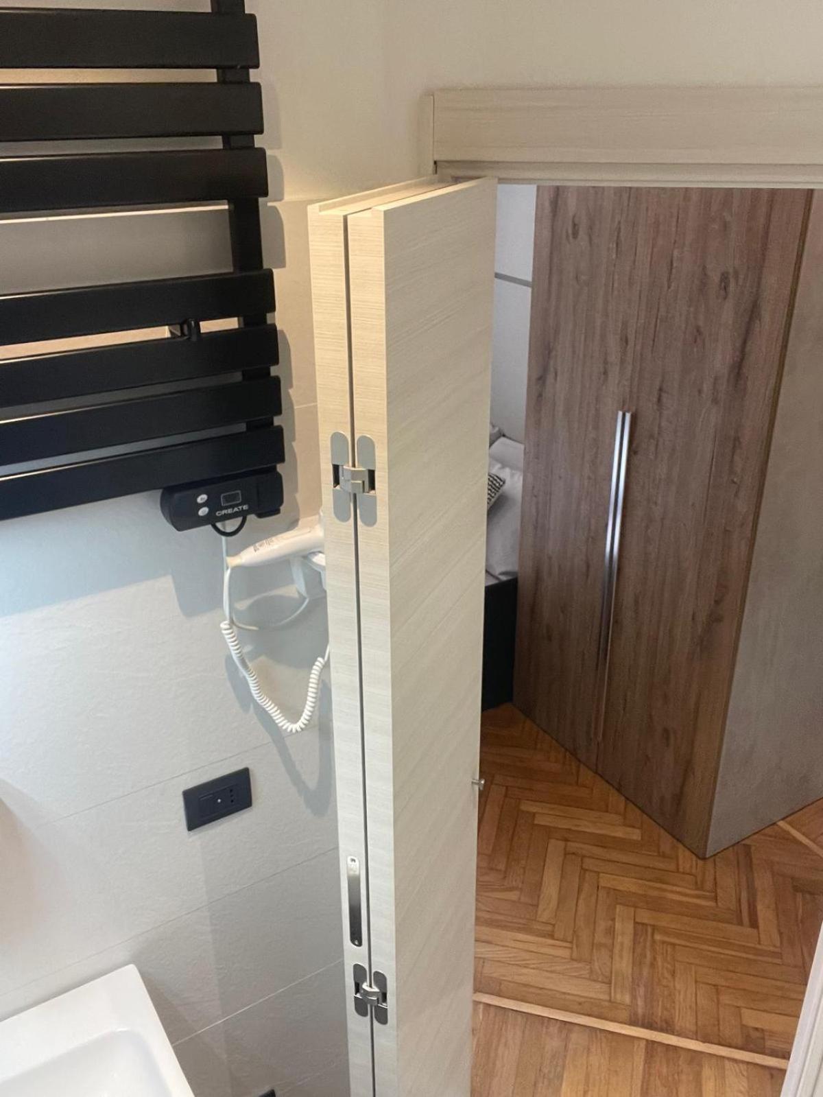 Drooms 4,0 Domotic Smart Self 24H,7 Vicino Treni Porta Susa E Centro Storico Torino Kültér fotó