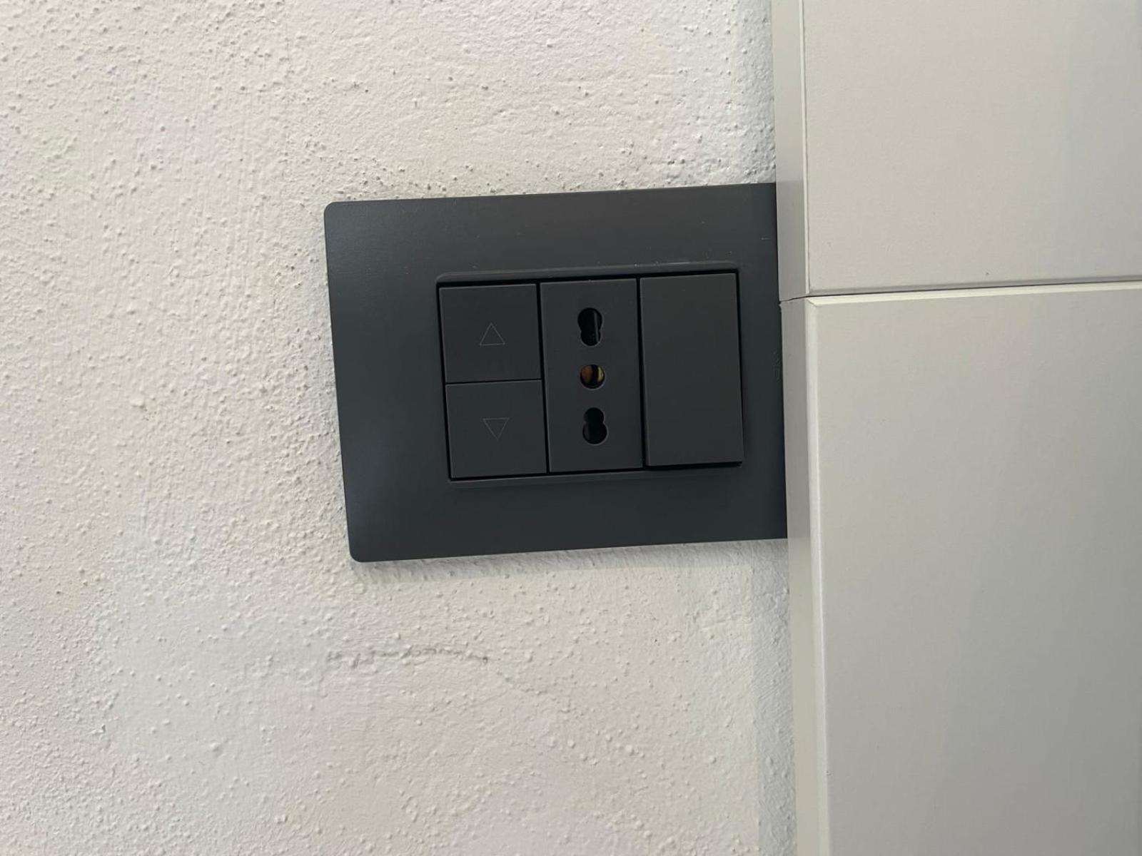 Drooms 4,0 Domotic Smart Self 24H,7 Vicino Treni Porta Susa E Centro Storico Torino Kültér fotó